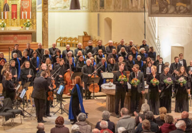 der Kirchenchor Sankt Josef bei einem Auftritt in der Kirche